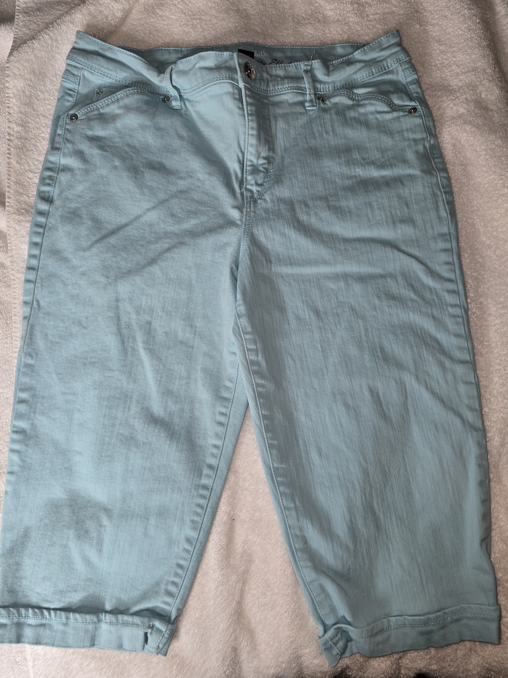 Gloria Vanderbilt Pastel Blue Cropped Jeans Size 10